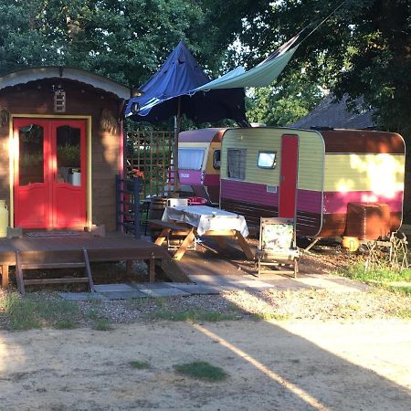 La Roulotte CHAINOUX Bains-sur-Oust Esterno foto
