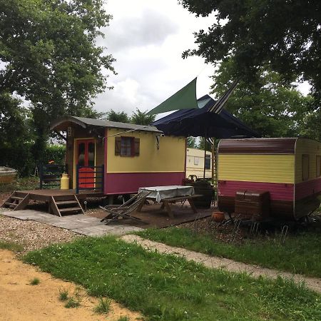 La Roulotte CHAINOUX Bains-sur-Oust Esterno foto