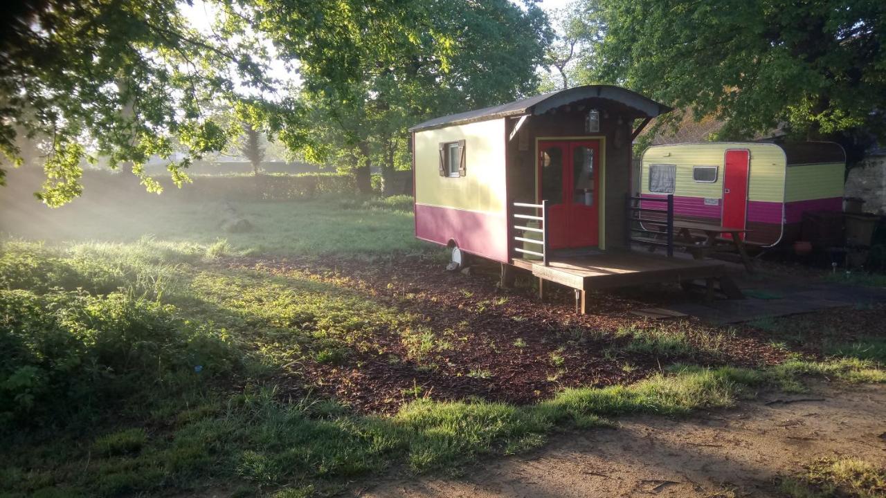 La Roulotte CHAINOUX Bains-sur-Oust Esterno foto