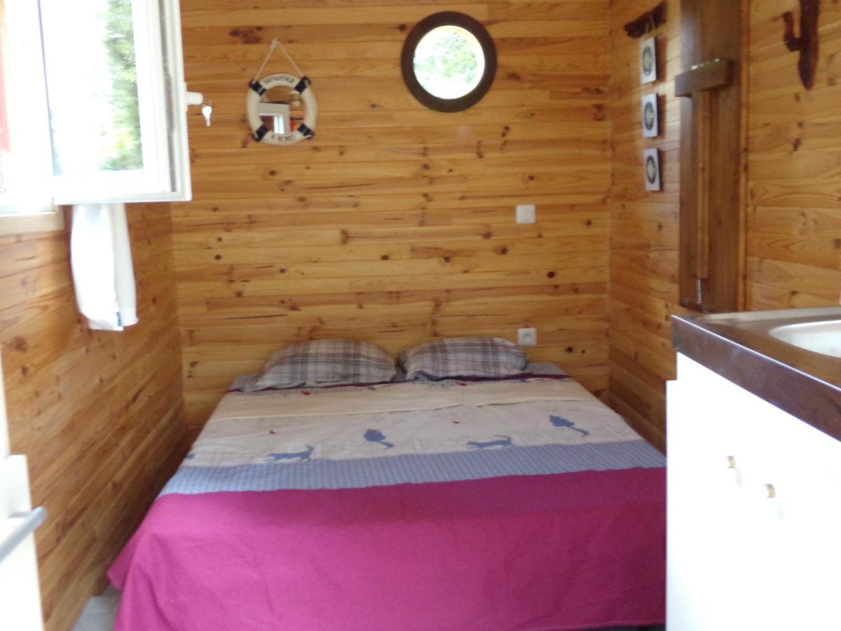 La Roulotte CHAINOUX Bains-sur-Oust Esterno foto